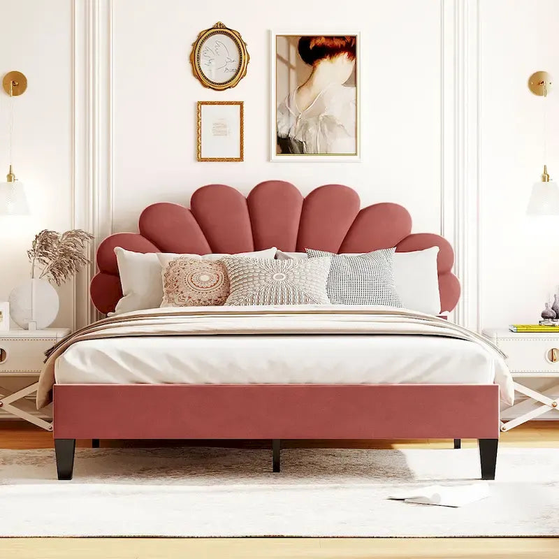 Cama de plataforma tapizada de terciopelo rojo con cabecero de diseño floral, no requiere somier