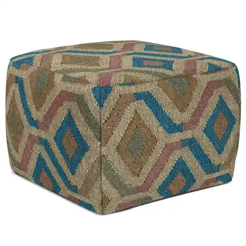 Pouf quadrato boho dal carattere originale