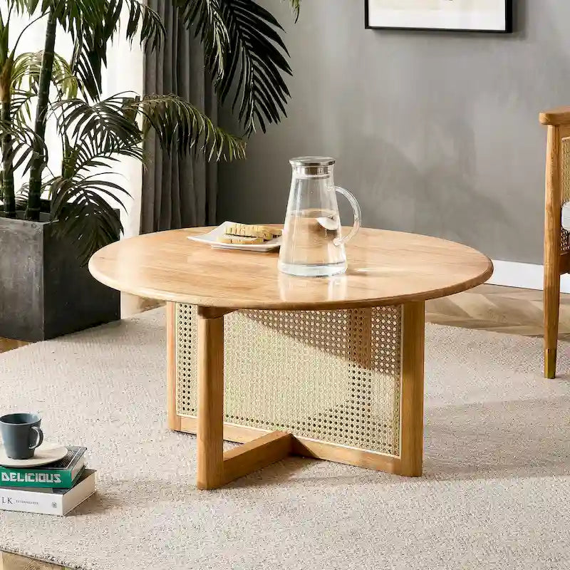 Tavolino da caffè in legno con dettagli in finta rattan